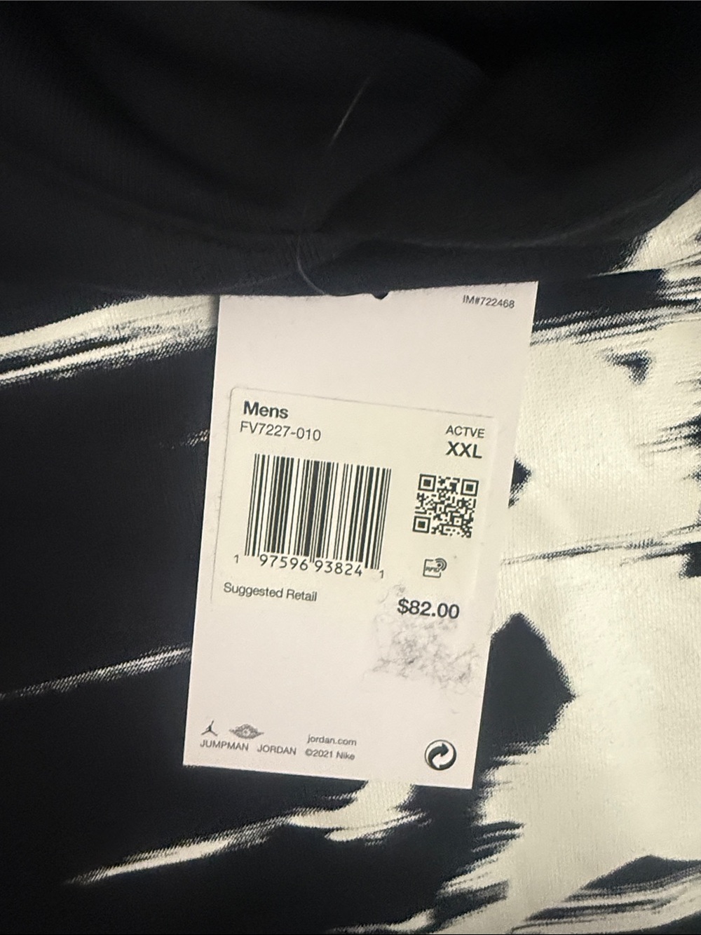 Jordan Black Pullover Hoodie with White Jumpman Graphic - Picture 10 of 11